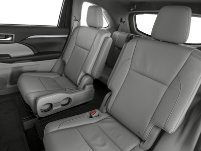 2016 Toyota Highlander XLE Sport Utility 4D