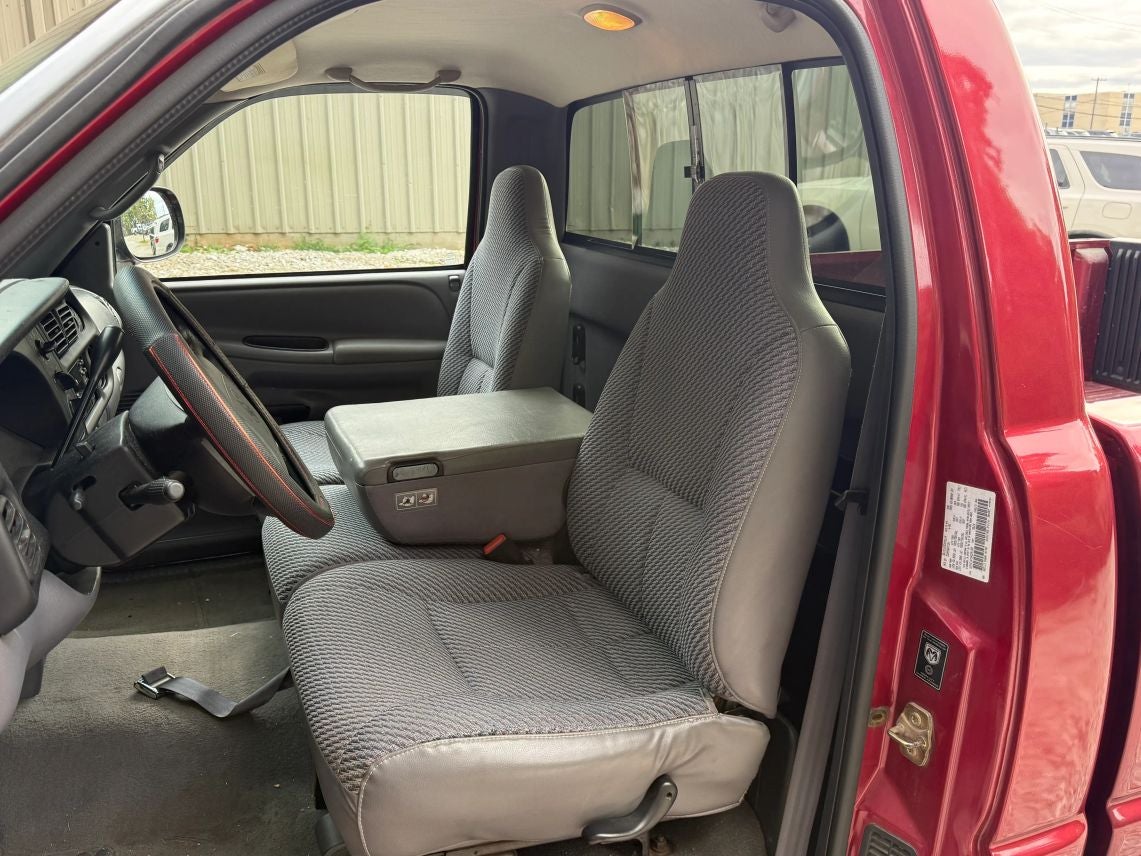 1999 Dodge Ram 1500 Regular Cab Short Bed