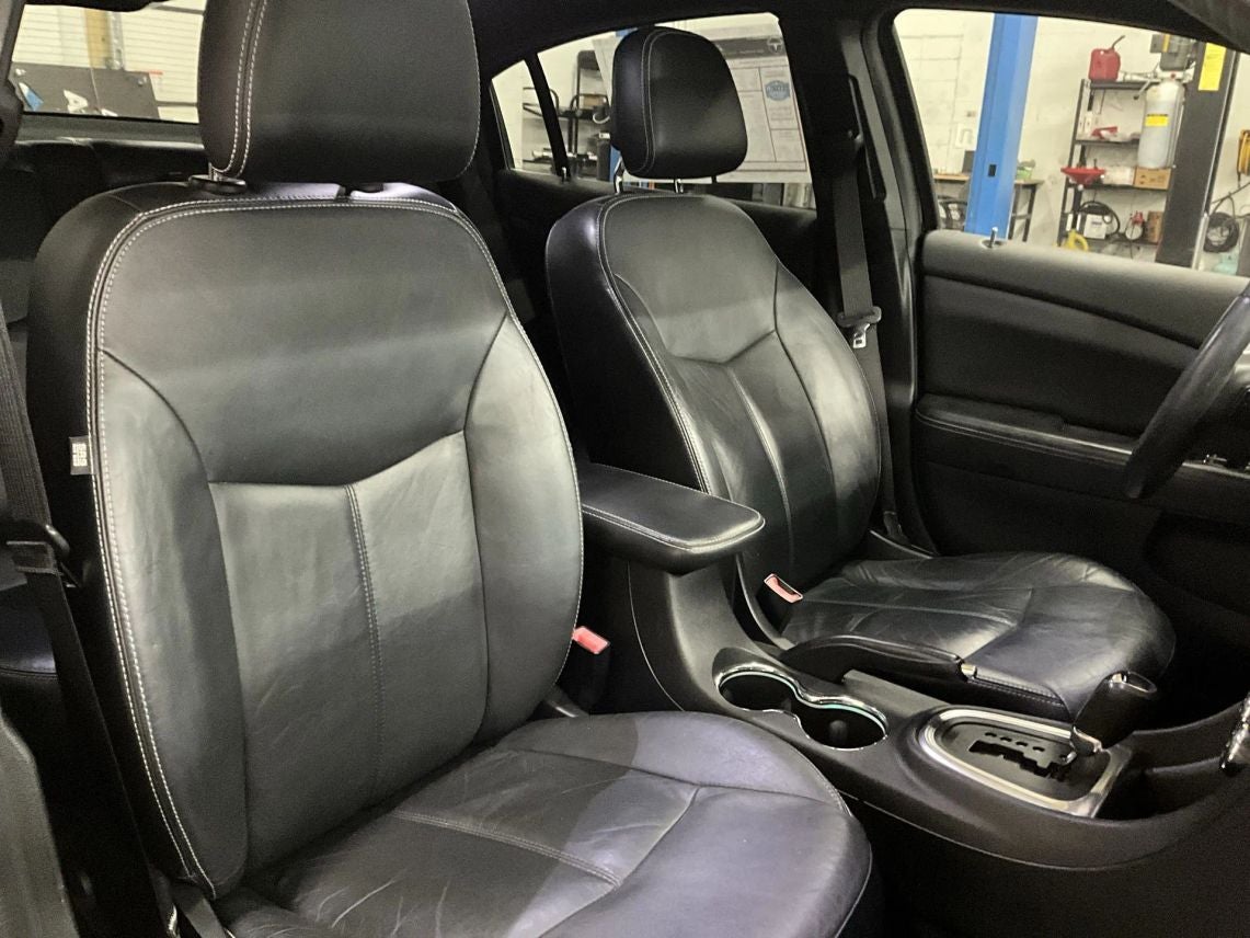 2012 Chrysler 200 Limited Sedan 4D