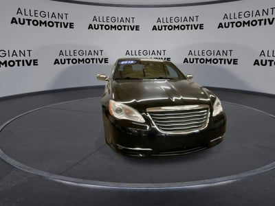 2012 Chrysler 200 Limited Sedan 4D