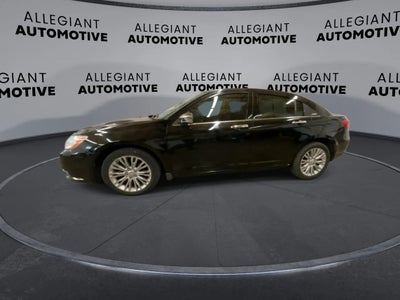 2012 Chrysler 200 Limited Sedan 4D