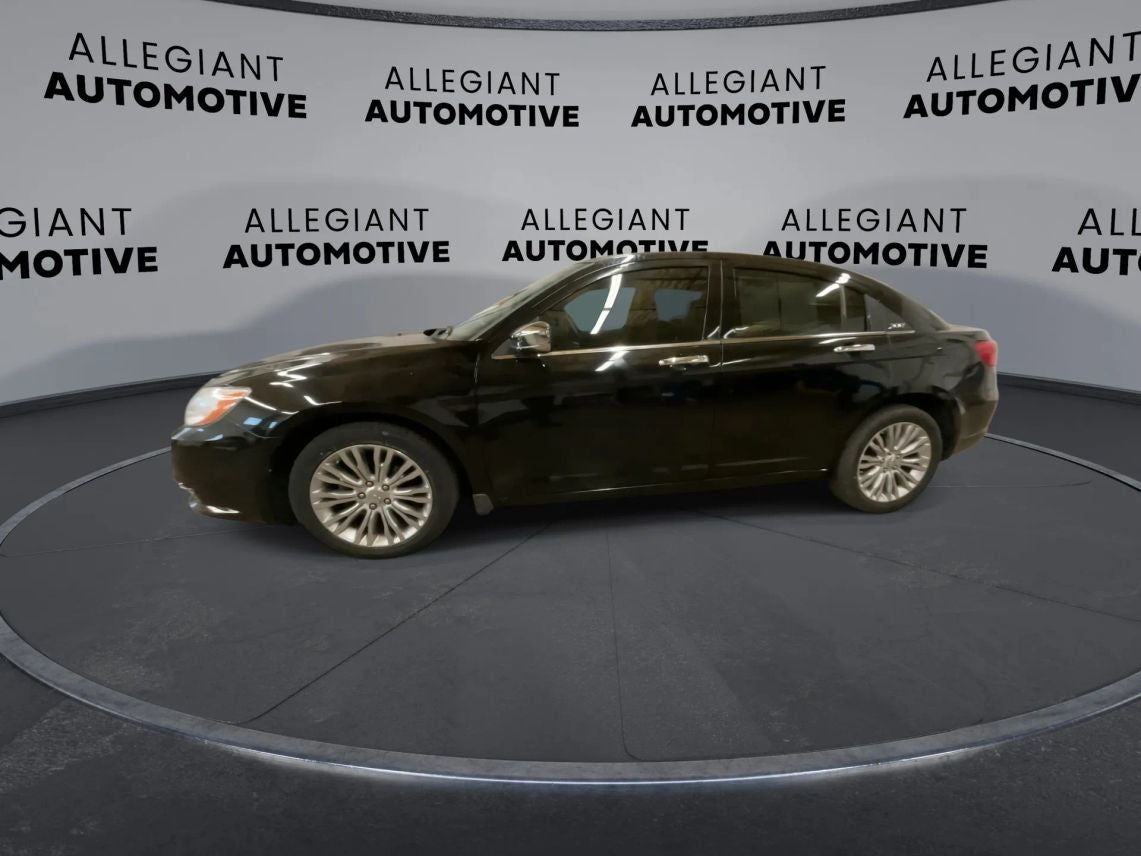 2012 Chrysler 200 Limited Sedan 4D