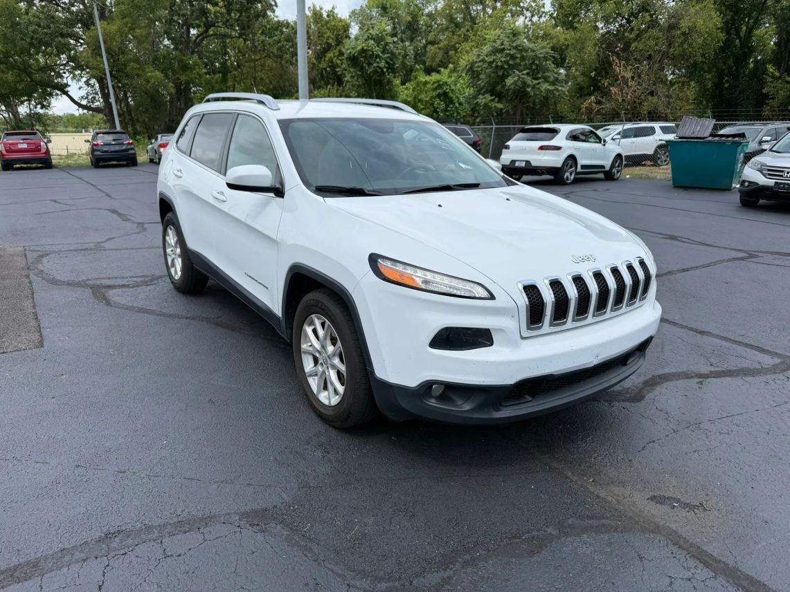 2016 Jeep Cherokee Latitude Sport Utility 4D