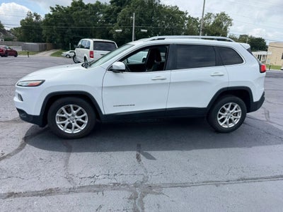 2016 Jeep Cherokee Latitude Sport Utility 4D