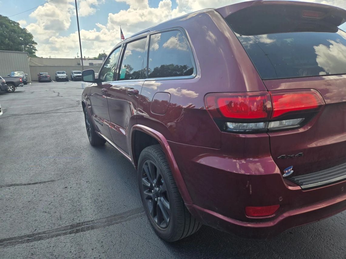 2018 Jeep Grand Cherokee Altitude Sport Utility 4D
