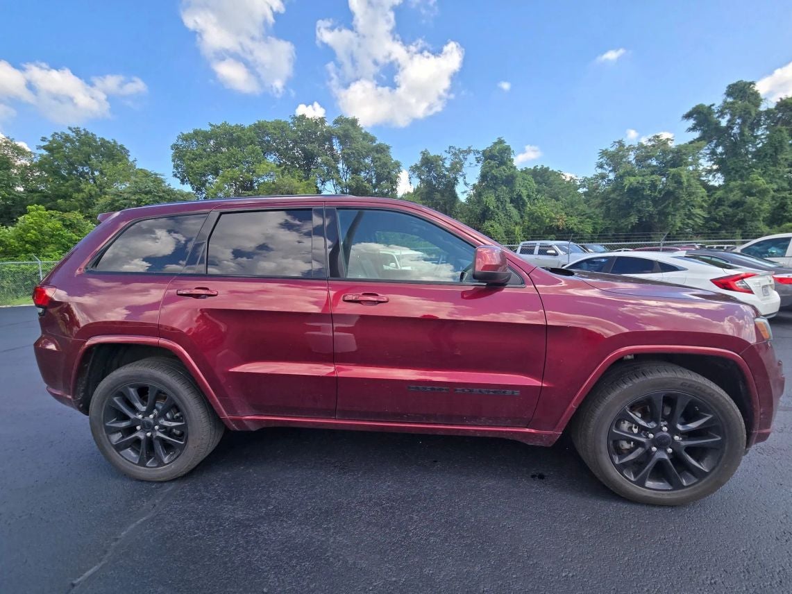 2018 Jeep Grand Cherokee Altitude Sport Utility 4D