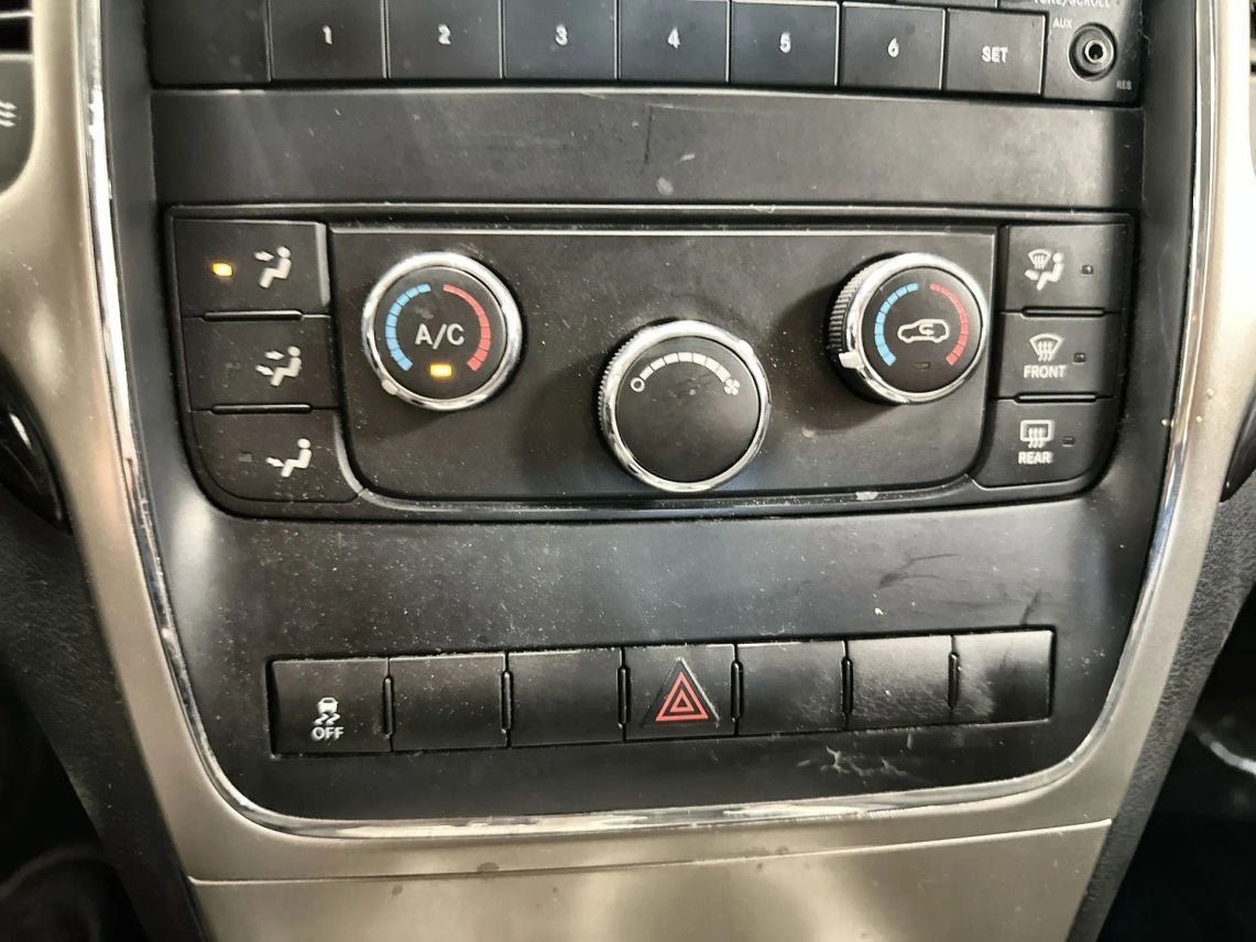 2012 Jeep Grand Cherokee Laredo Sport Utility 4D