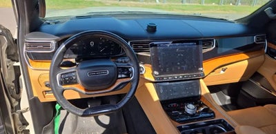 2022 Jeep Grand Wagoneer Series III Sport Utility 4D