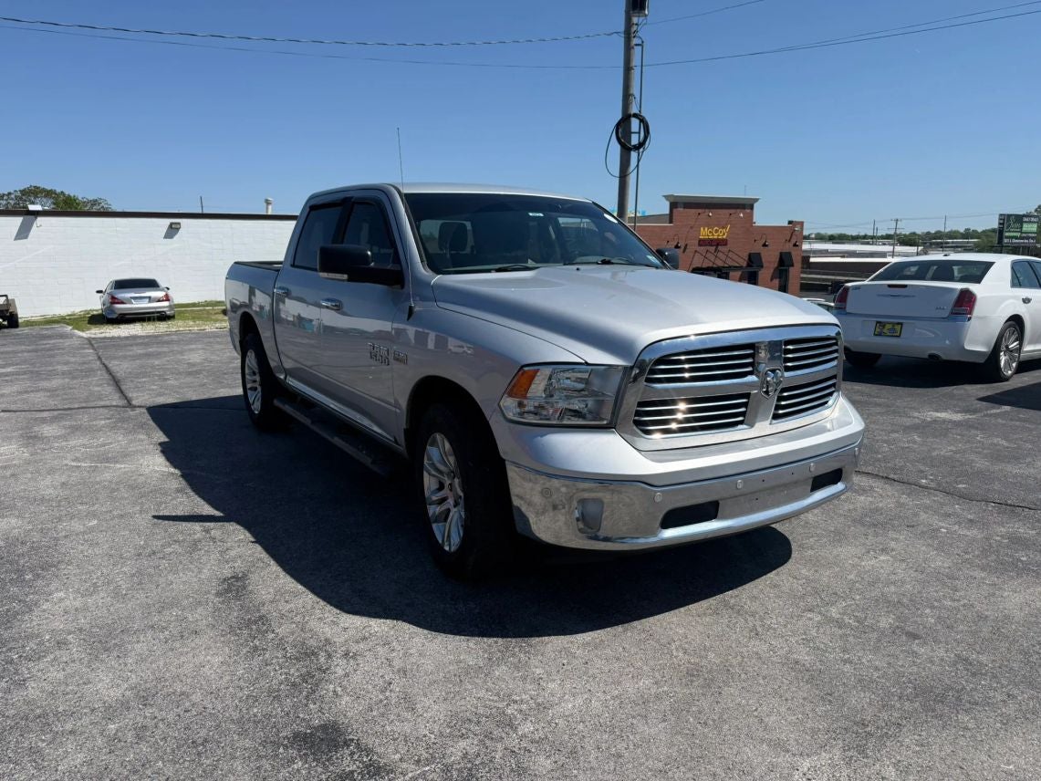 2016 RAM 1500 Big Horn 4x4 Crew Cab 5'7's photo