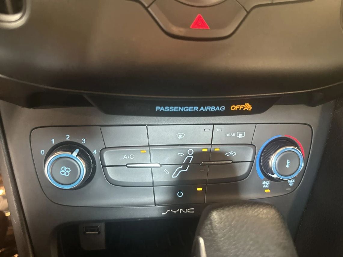 2017 Ford Focus SE Hatchback 4D