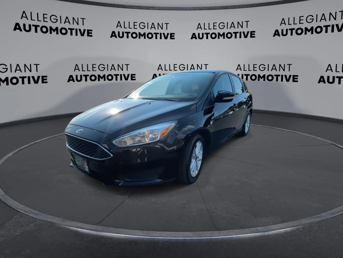 2017 Ford Focus SE Hatchback 4D