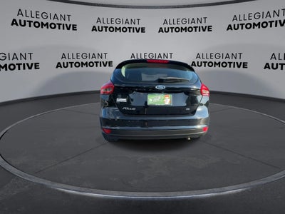 2017 Ford Focus SE Hatchback 4D