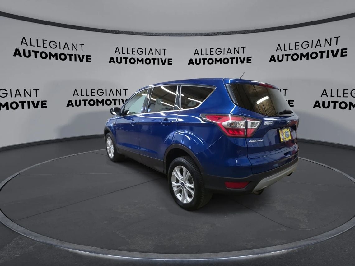 2017 Ford Escape SE Sport Utility 4D