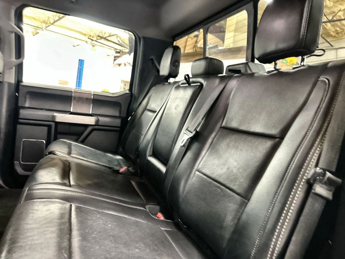 2017 Ford F350 Super Duty Crew Cab Lariat Pickup 4D 8 ft