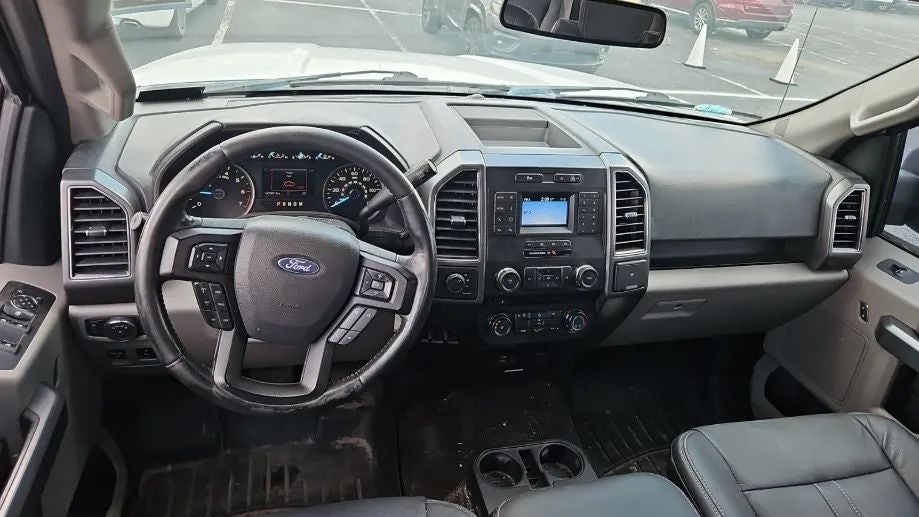 2018 Ford F150 SuperCrew Cab XLT Pickup 4D 5 1/2 ft