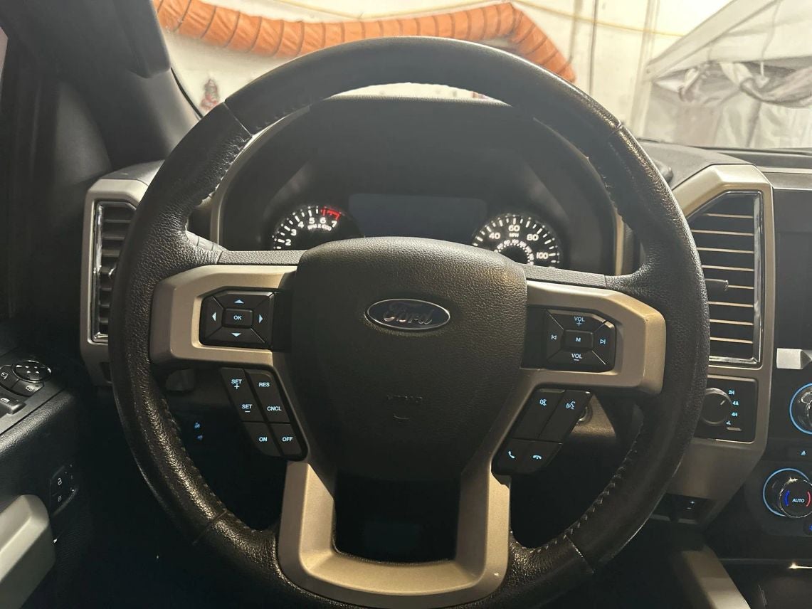 2015 Ford F150 SuperCrew Cab Lariat Pickup 4D 5 1/2 ft