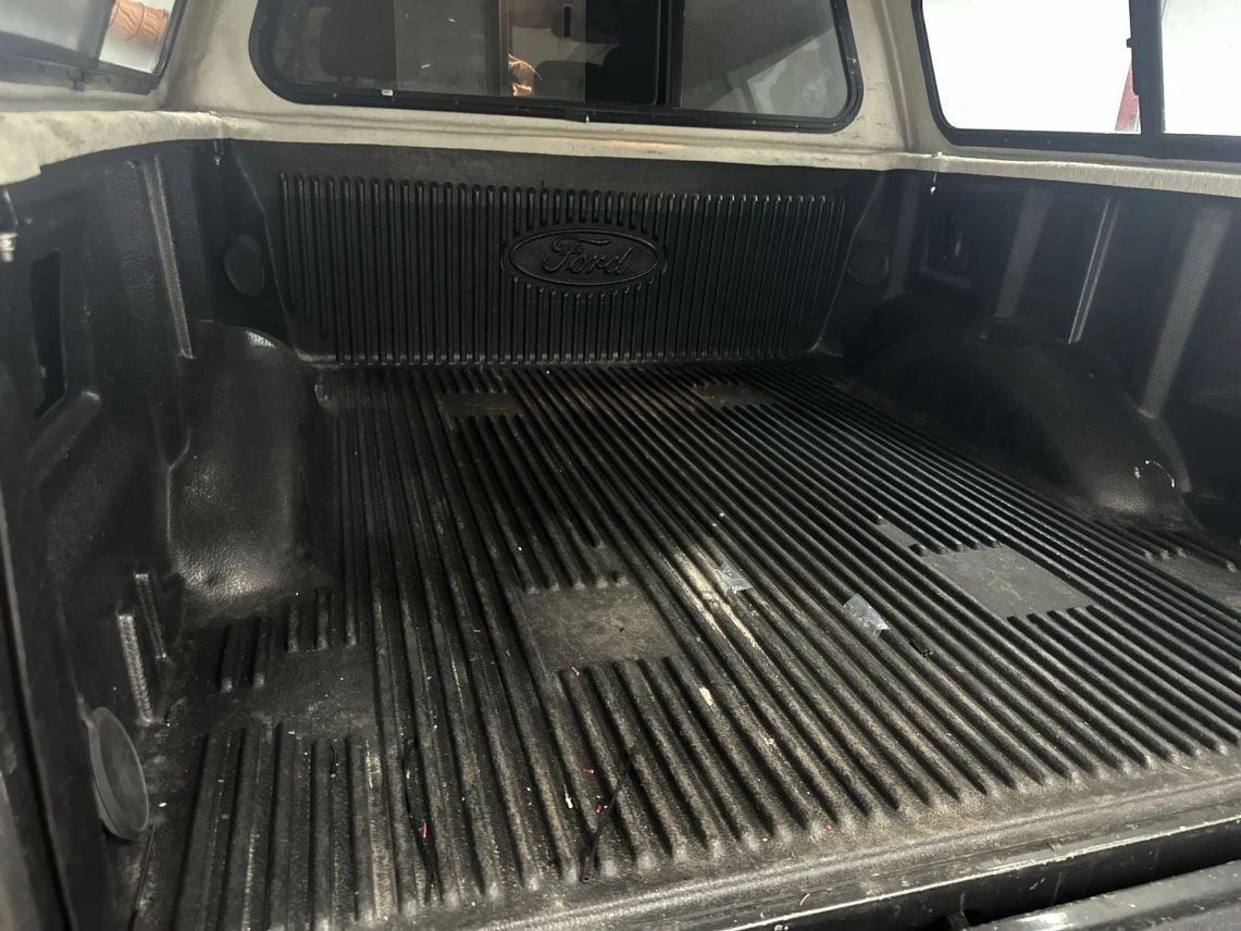 2015 Ford F150 SuperCrew Cab Lariat Pickup 4D 5 1/2 ft