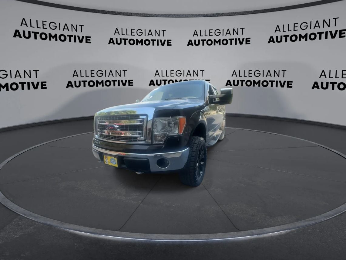 2013 Ford F150 SuperCrew Cab XLT Pickup 4D 5 1/2 ft