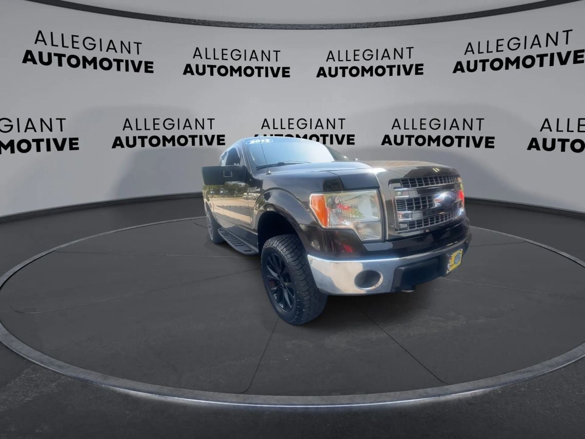 2013 Ford F150 SuperCrew Cab XLT Pickup 4D 5 1/2 ft
