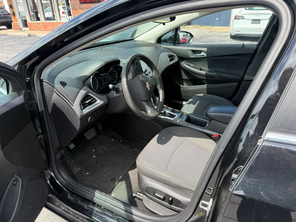 2018 Chevrolet Cruze LT Sedan 4D
