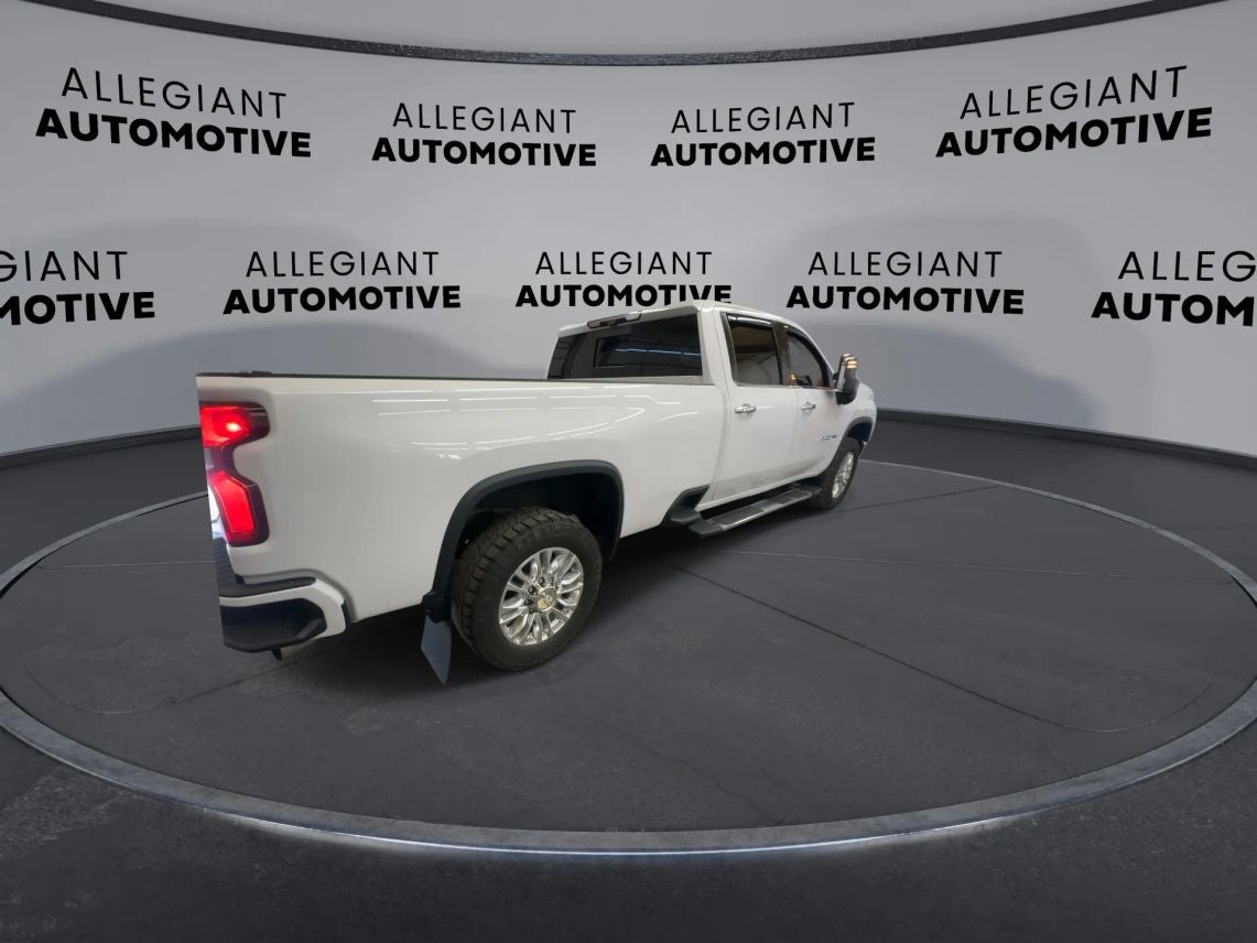 2020 Chevrolet Silverado 3500 HD Crew Cab High Country Pickup 4D 8 ft