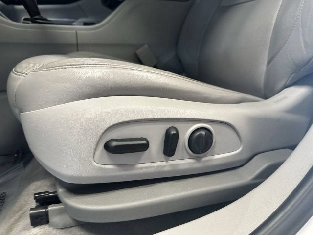 2018 GMC Acadia SLT-2 Sport Utility 4D