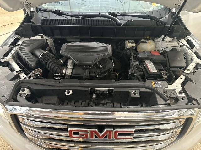 2018 GMC Acadia SLT-2 Sport Utility 4D