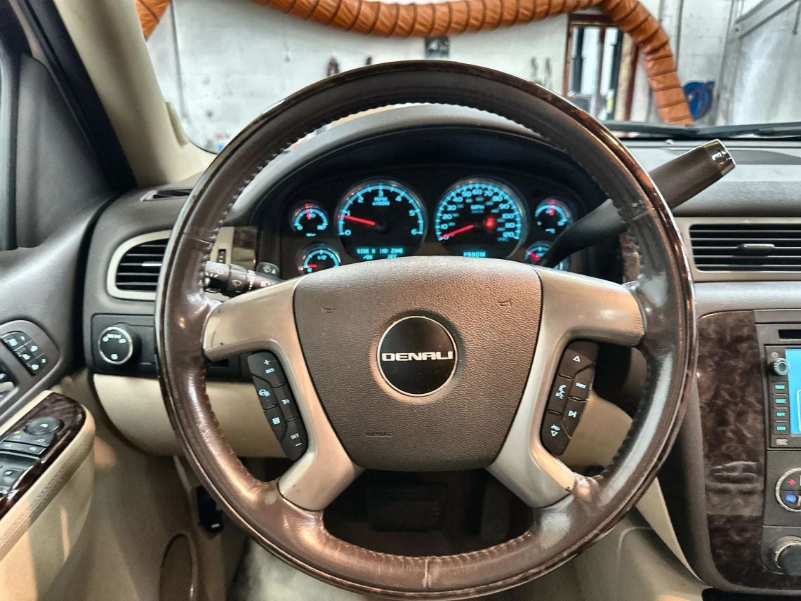 2011 GMC Yukon Denali Sport Utility 4D
