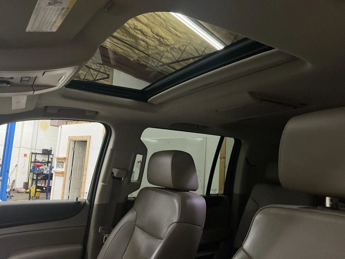 2016 GMC Yukon XL SLT Sport Utility 4D