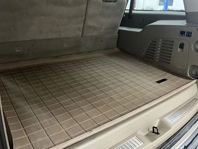 2016 GMC Yukon XL SLT Sport Utility 4D