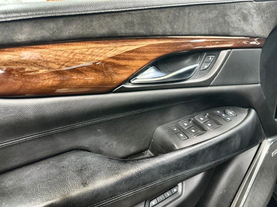 2015 Cadillac Escalade Luxury Sport Utility 4D
