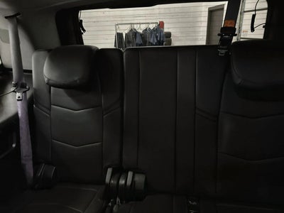 2015 Cadillac Escalade Luxury Sport Utility 4D