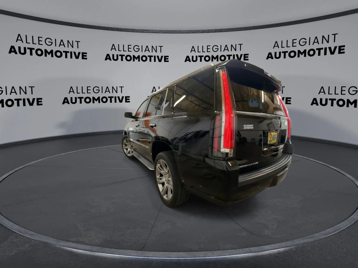 2015 Cadillac Escalade Luxury Sport Utility 4D