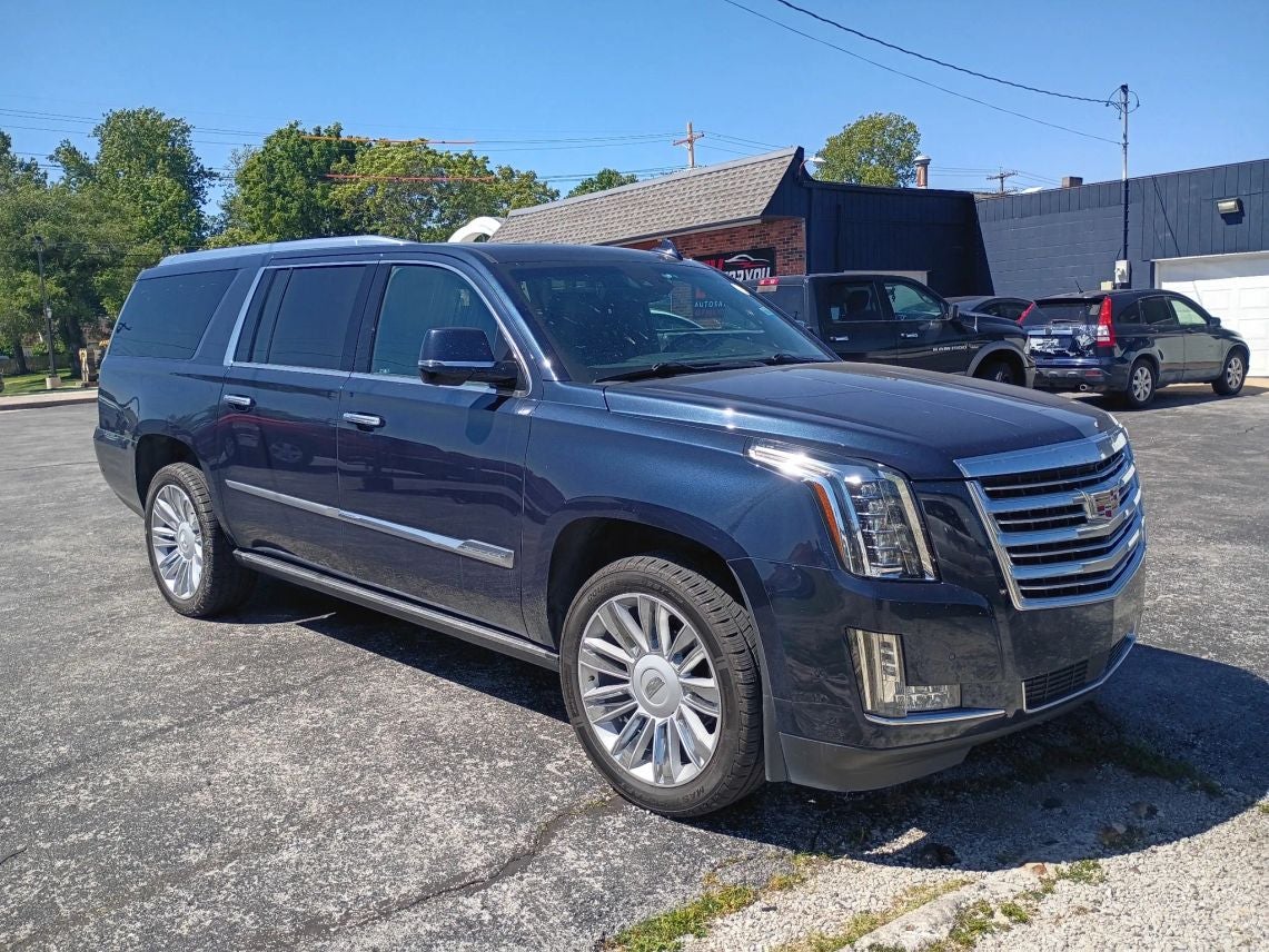 2018 Cadillac Escalade ESV AWD Platinum's photo