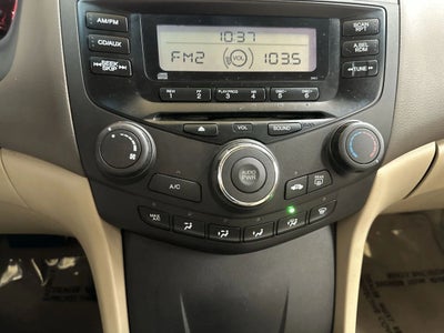 2005 Honda Accord LX Sedan 4D