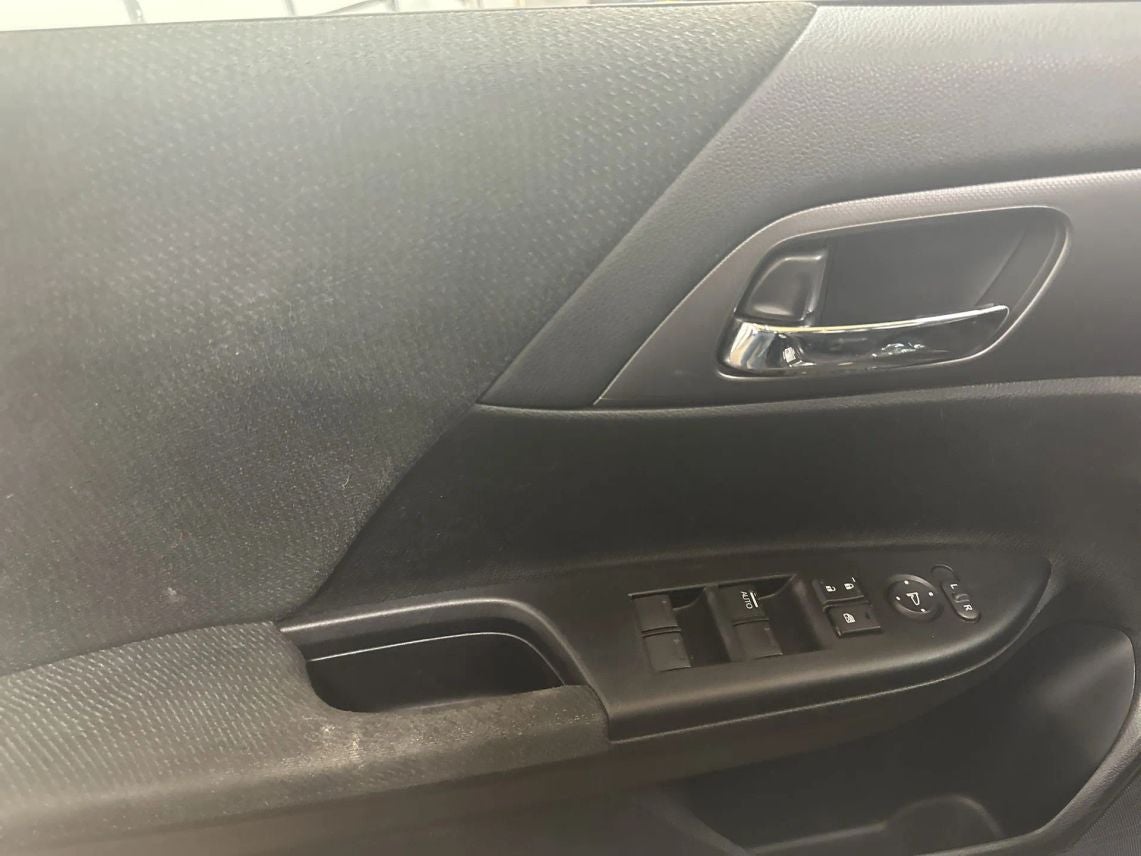 2013 Honda Accord LX Sedan 4D