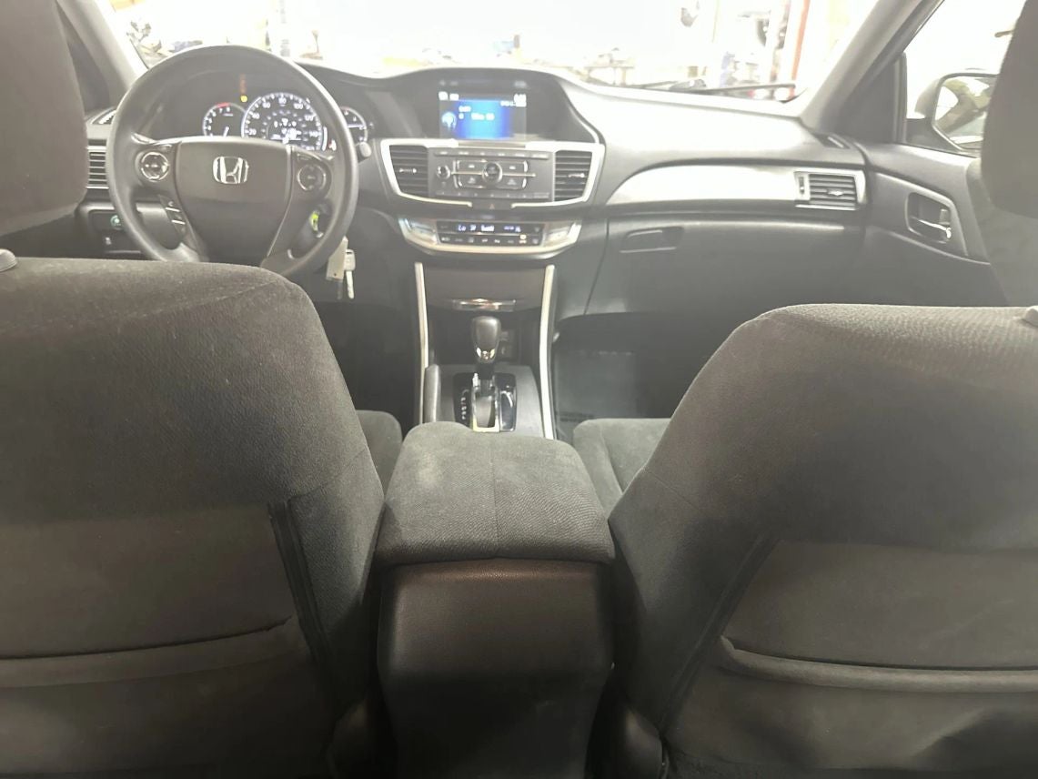 2013 Honda Accord LX Sedan 4D