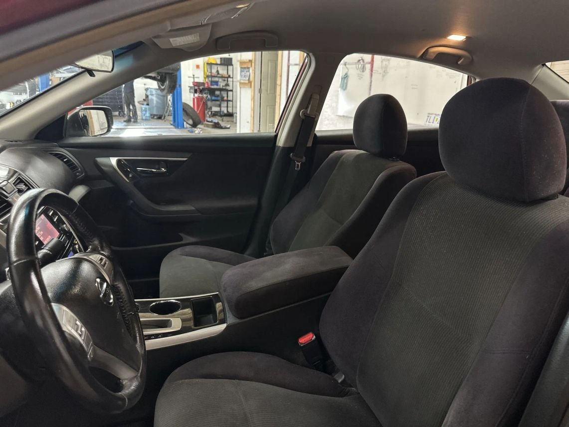 2013 Nissan Altima 2.5 SV Sedan 4D