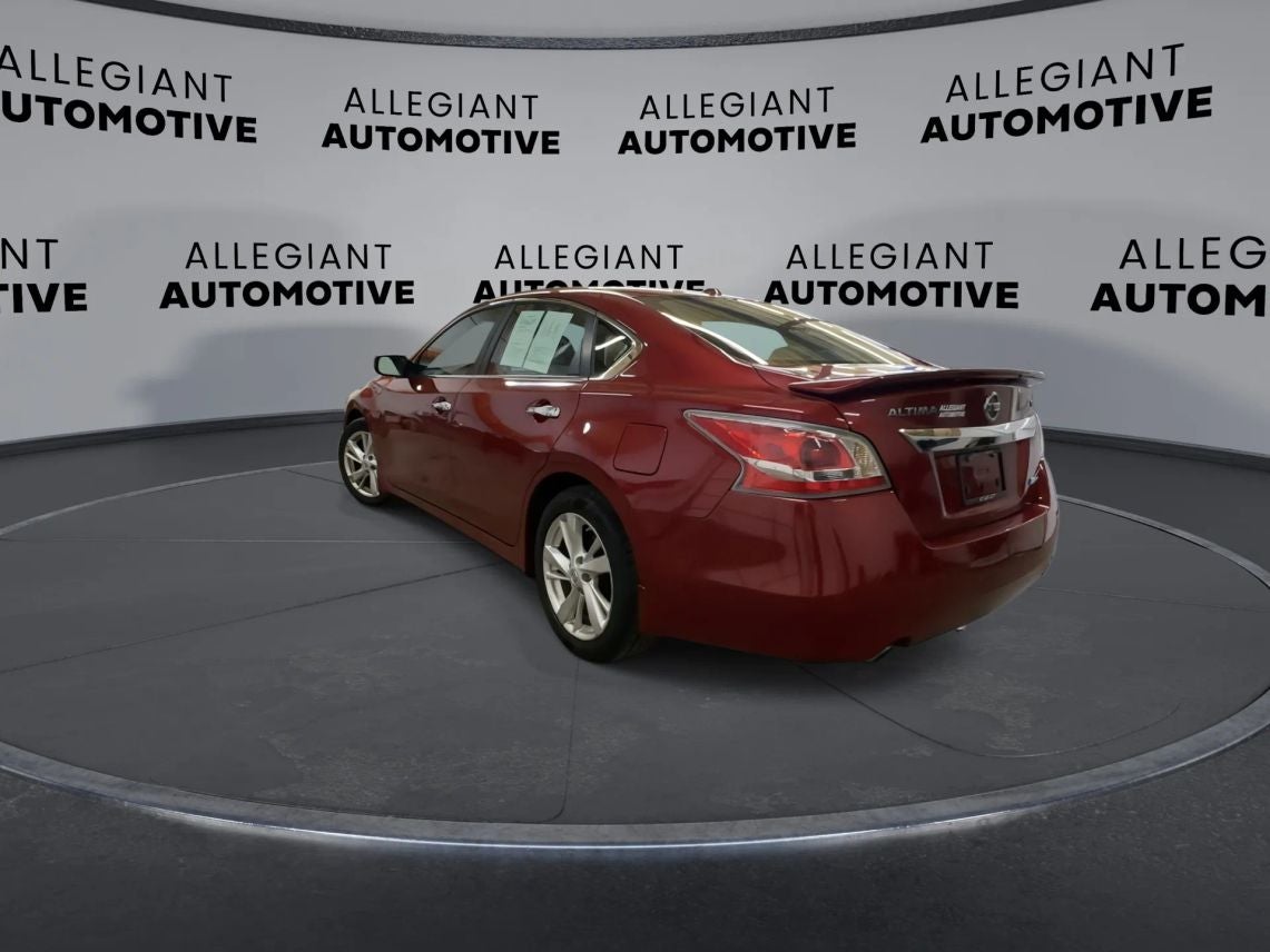 2013 Nissan Altima 2.5 SV Sedan 4D