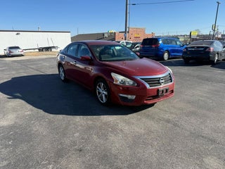 2013 Nissan Altima 2.5 SV Sedan 4D