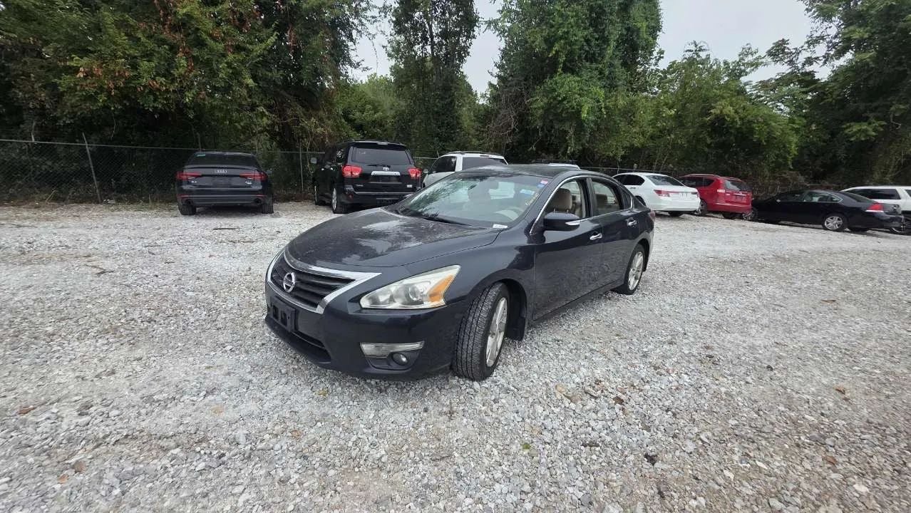 2015 Nissan Altima 2.5 SV Sedan 4D