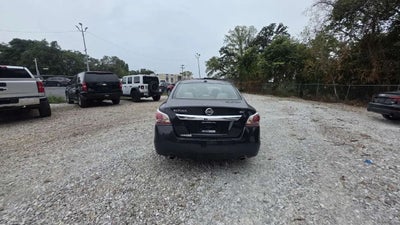 2015 Nissan Altima 2.5 SV Sedan 4D