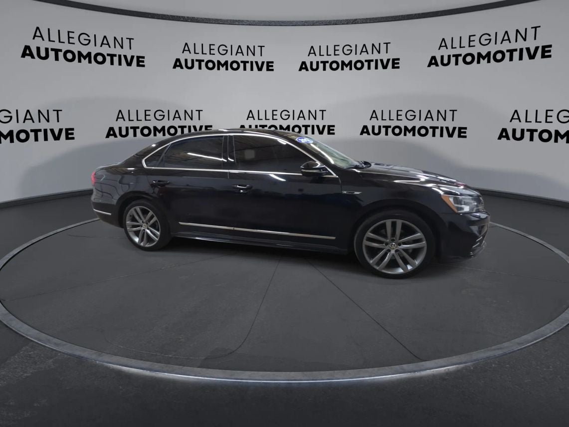 2017 Volkswagen Passat 1.8T R-Line Sedan 4D