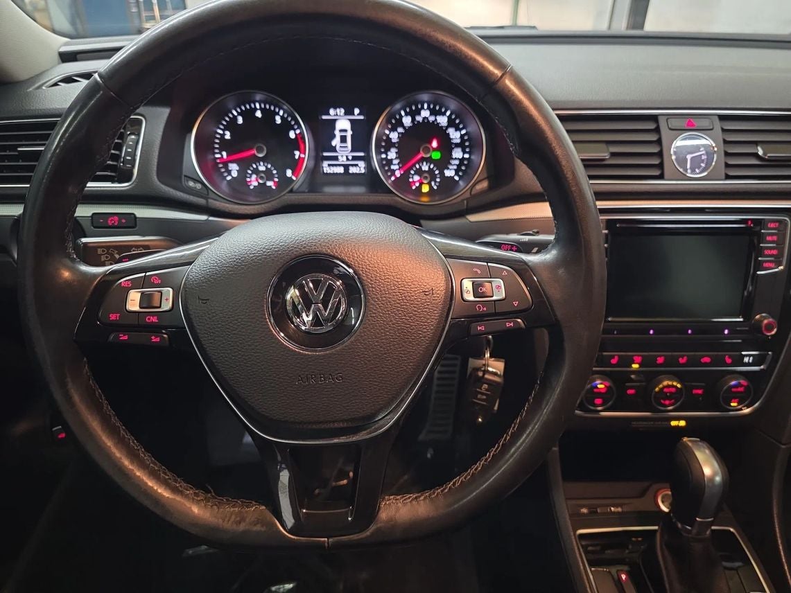 2017 Volkswagen Passat 1.8T R-Line Sedan 4D