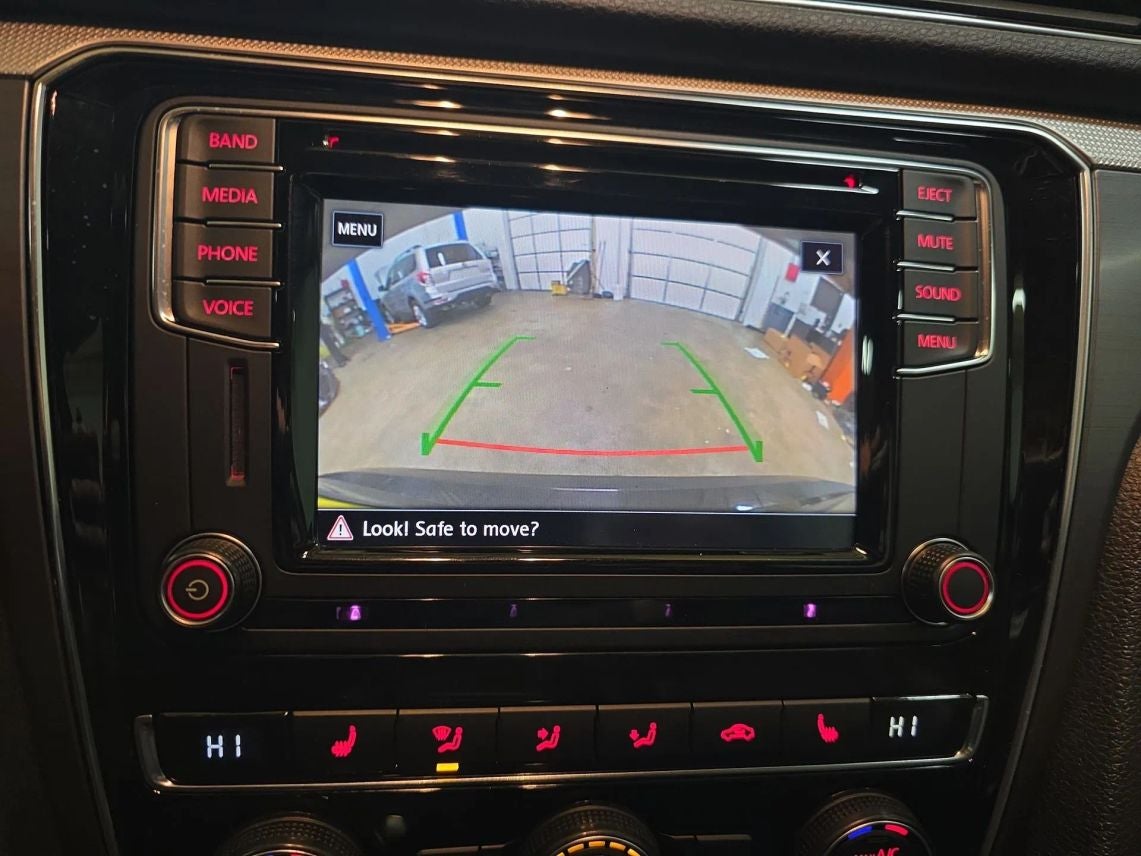 2017 Volkswagen Passat 1.8T R-Line Sedan 4D