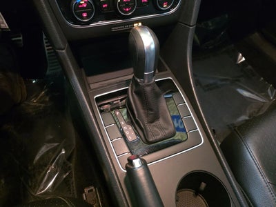 2017 Volkswagen Passat 1.8T R-Line Sedan 4D