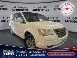 2010 Chrysler Town &amp; Country Touring Minivan 4D