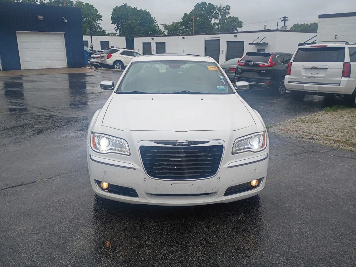 2011 Chrysler 300 300C Sedan 4D