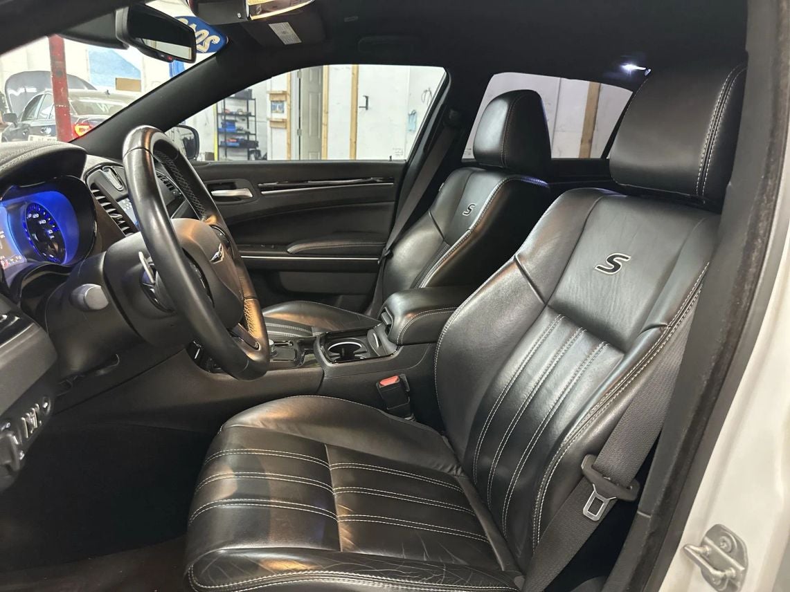 2018 Chrysler 300 300S Sedan 4D