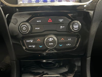 2018 Chrysler 300 300S Sedan 4D